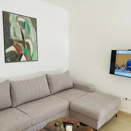 Seasight Apartment